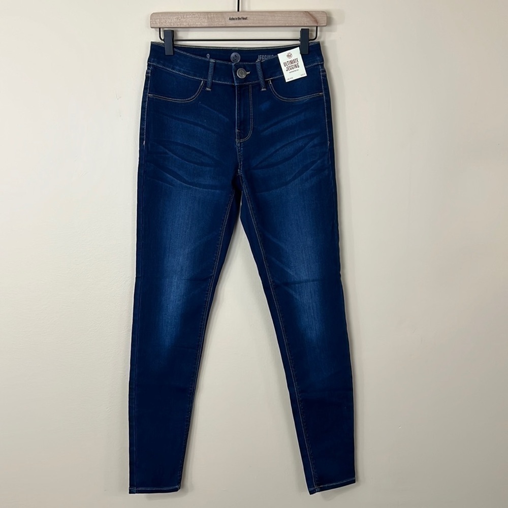 NWT skinny jeans